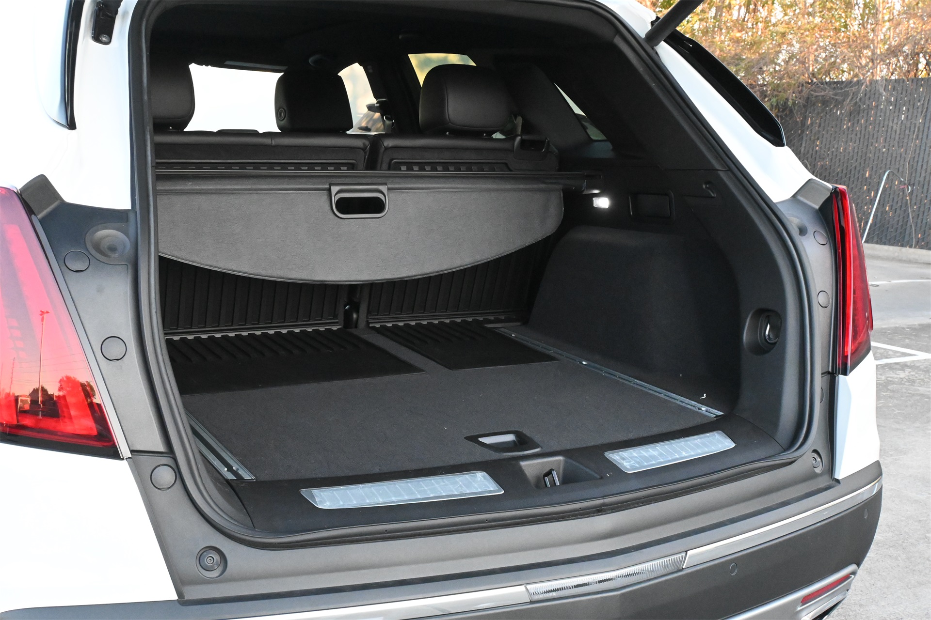 2025 Cadillac XT5 Premium Luxury White at Bayway Cadillac of The Woodlands