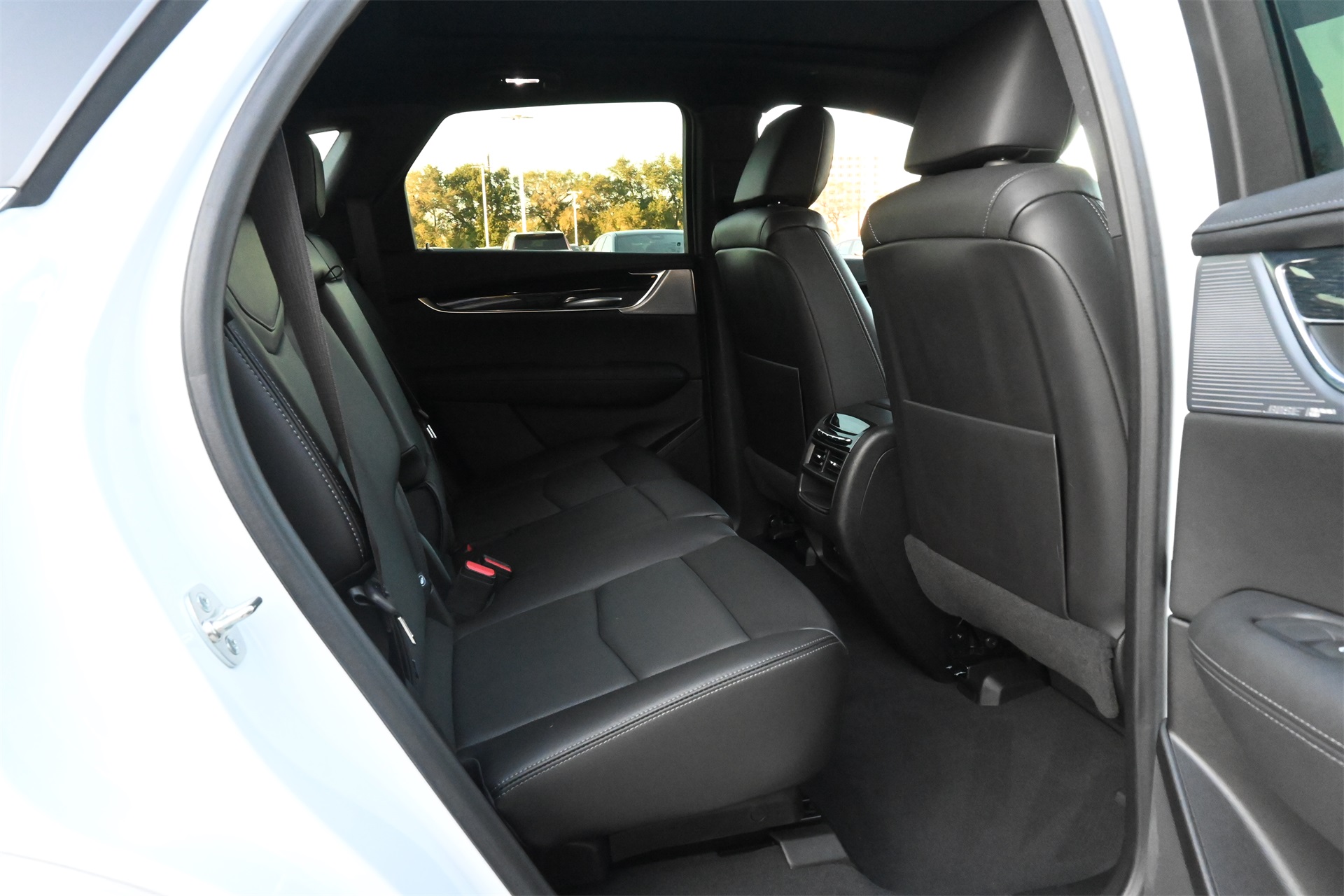 2025 Cadillac XT5 Premium Luxury White at Bayway Cadillac of The Woodlands