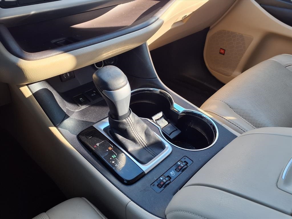 2015 Toyota Highlander Limited  at Community Toyota