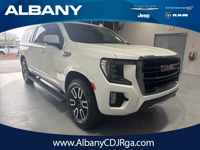 2023 GMC Yukon XL AT4 4WD