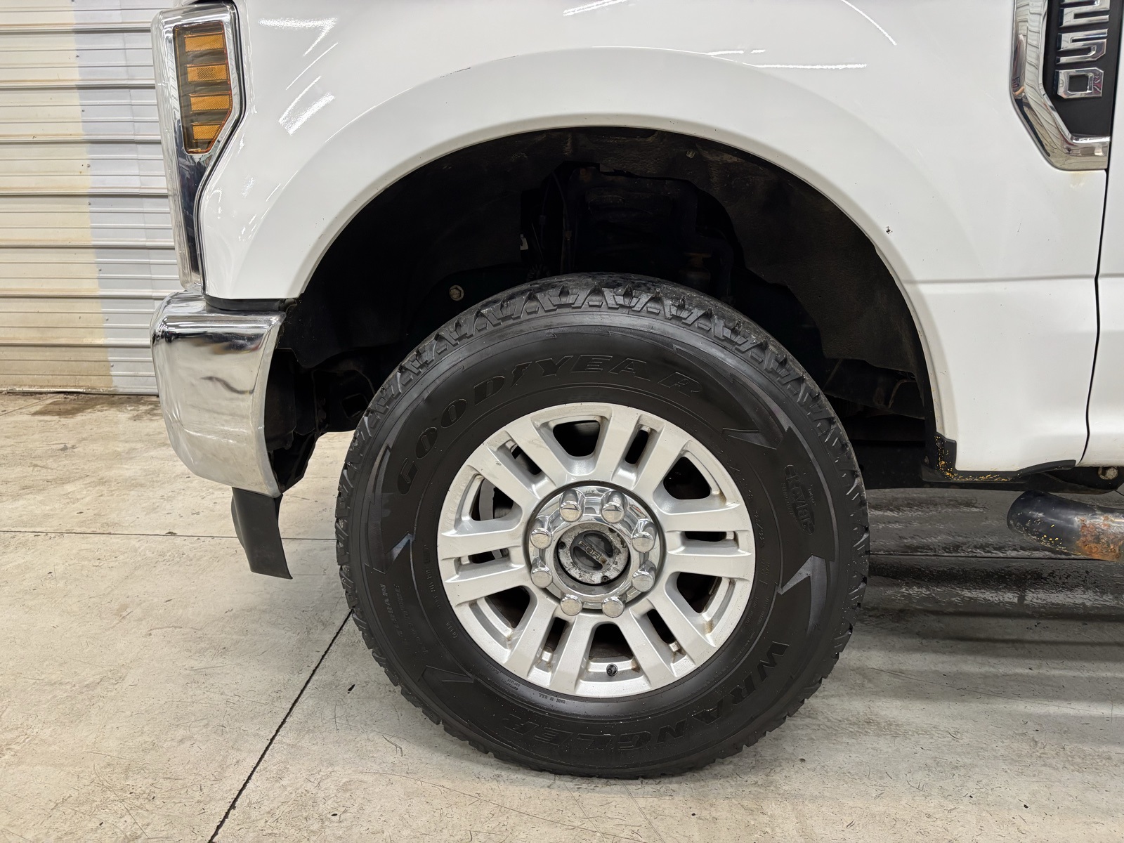 2016 Ford F-150 photo 12