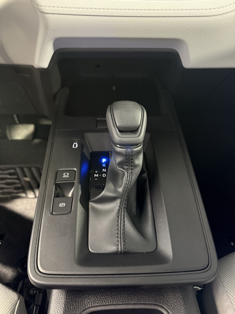 Thumbnail: 2026 Toyota Corolla Cross - 21