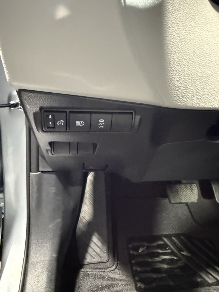 Thumbnail: 2026 Toyota Corolla Cross - 25