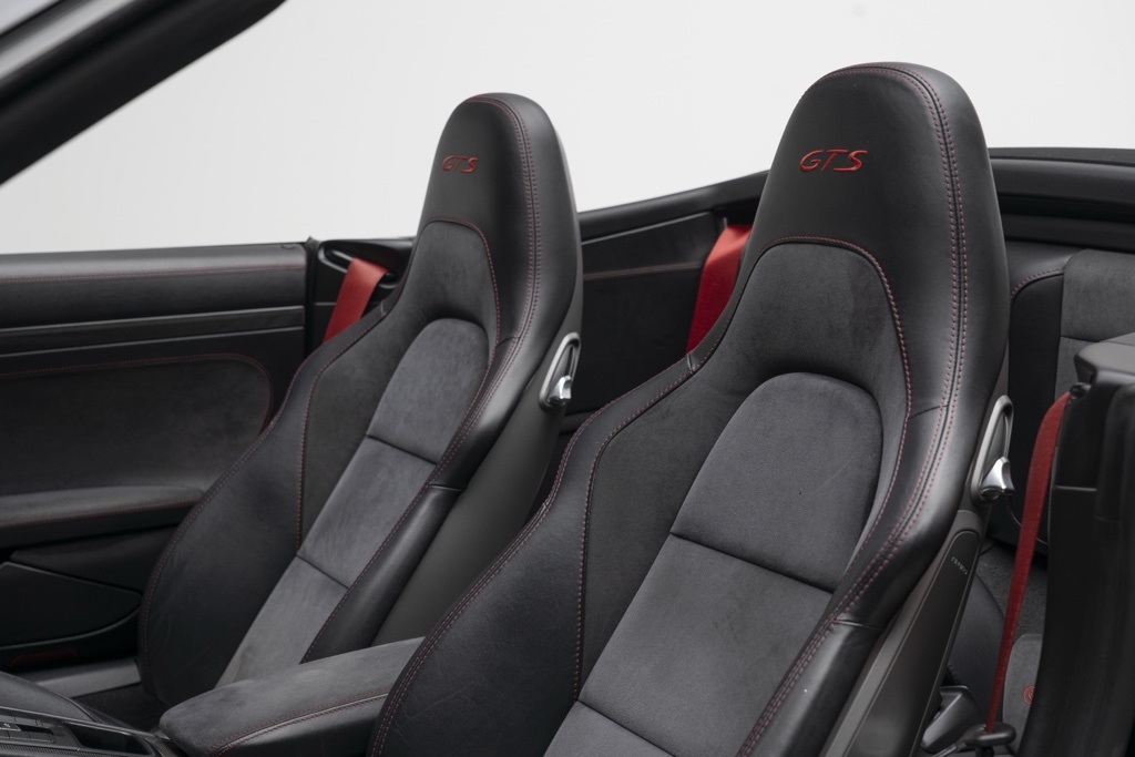 2017 Porsche 911 - Thumbnail 7