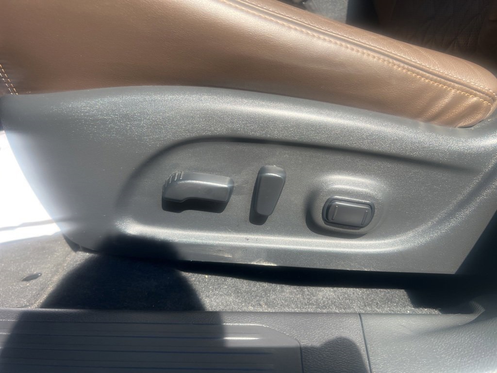 Used Car 2022 Nissan Murano  Platinum For Sale Under $30,000 In Floresville, Texas