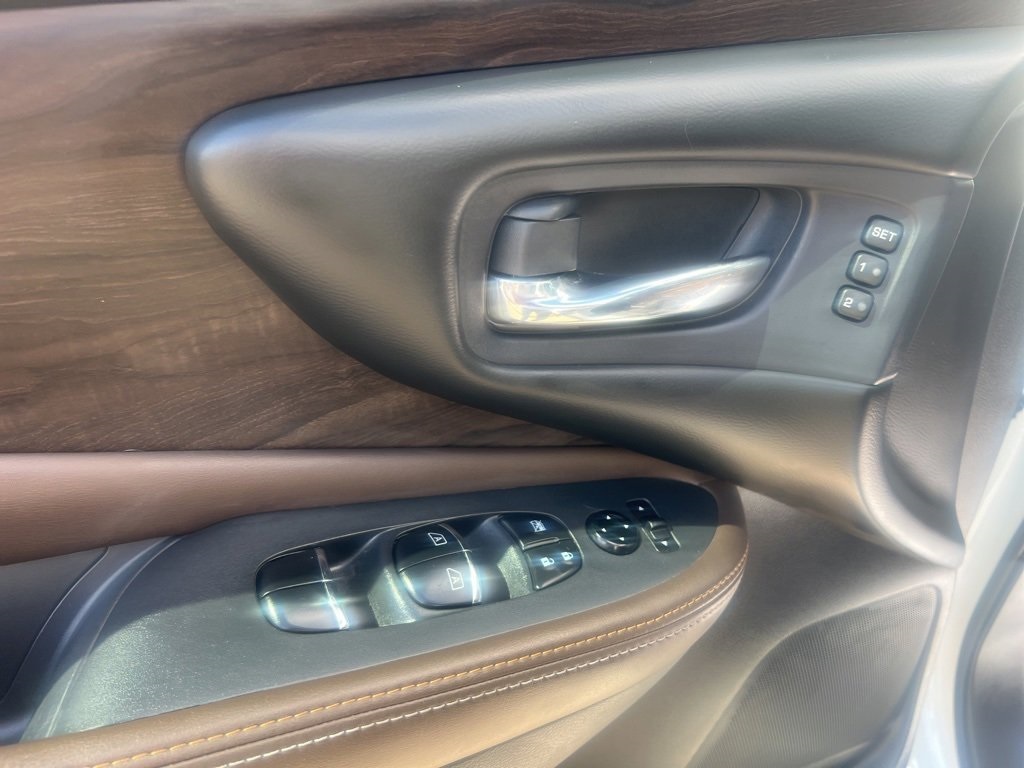 Used Car 2022 Nissan Murano  Platinum For Sale Under $30,000 In Floresville, Texas