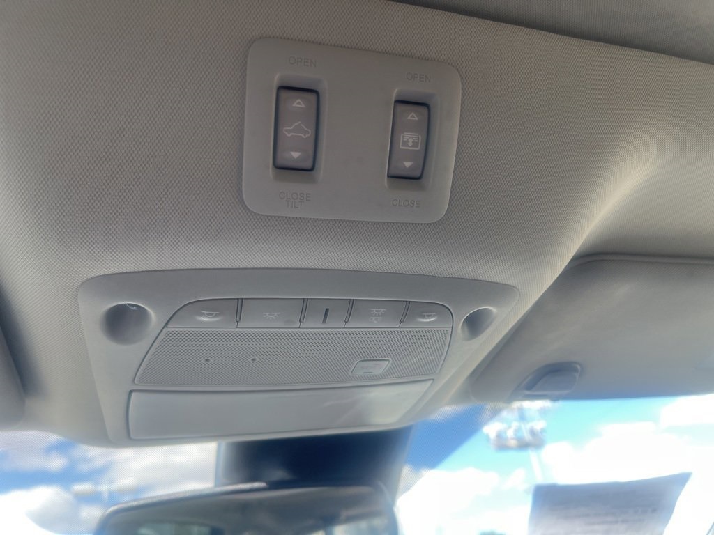 Used Car 2022 Nissan Murano  Platinum For Sale Under $30,000 In Floresville, Texas