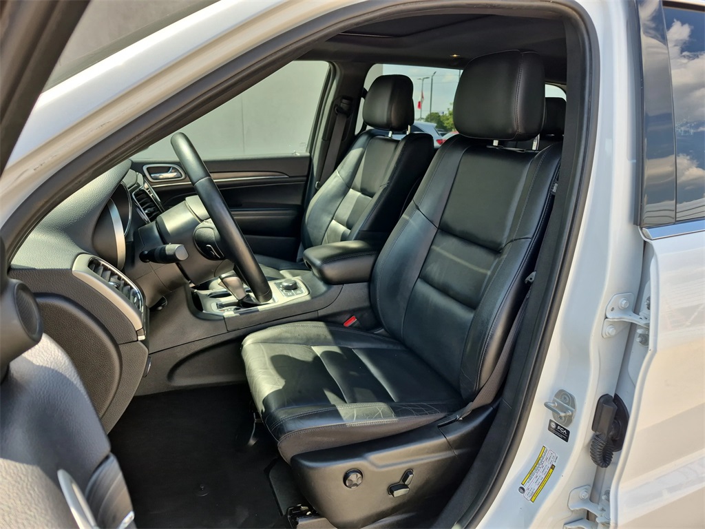 2022 Jeep Grand Cherokee WK Limited White at AutoSavvy Houston Southwest