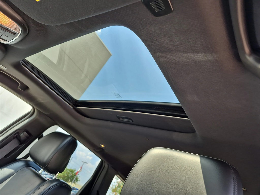 2022 Jeep Grand Cherokee WK Limited White at AutoSavvy Houston Southwest