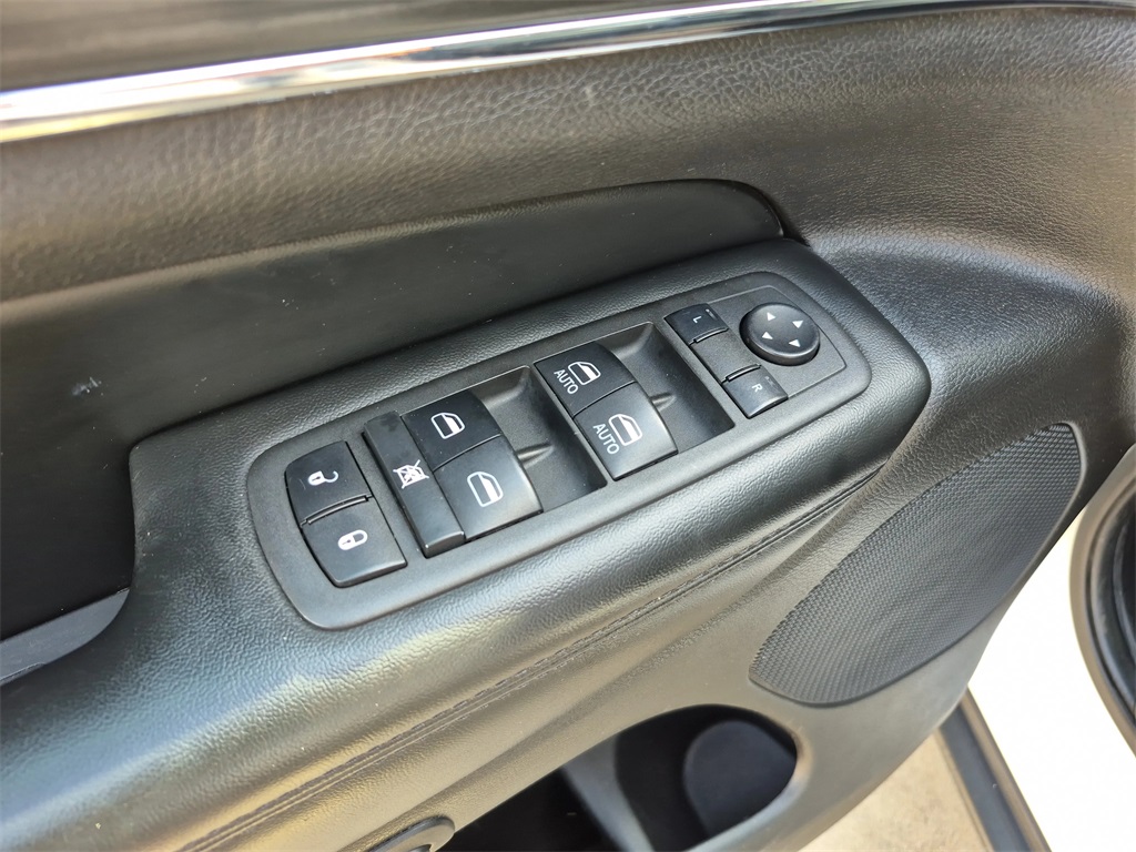 2022 Jeep Grand Cherokee WK Limited White at AutoSavvy Houston Southwest