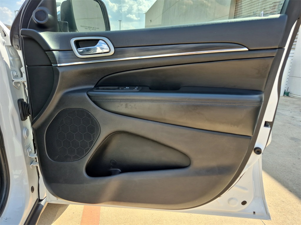 2022 Jeep Grand Cherokee WK Limited White at AutoSavvy Houston Southwest