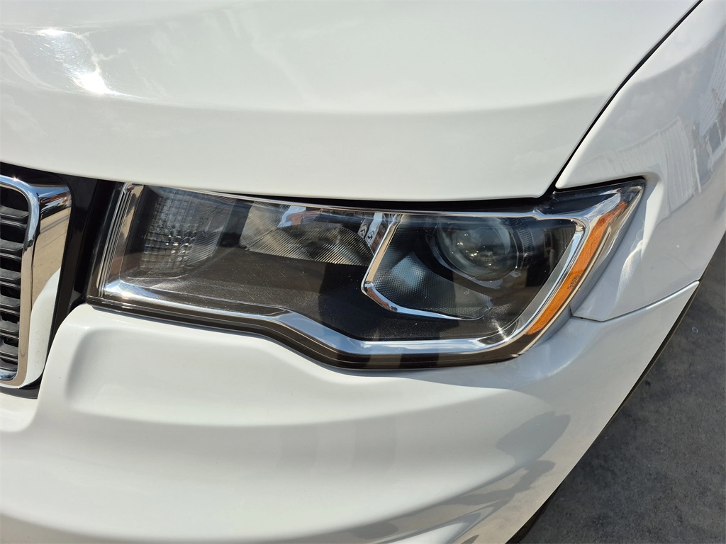 2022 Jeep Grand Cherokee WK Limited White at AutoSavvy Houston Southwest