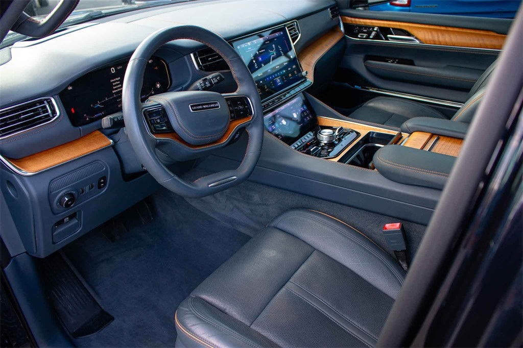 Used Car 2022 Jeep Grand Wagoneer  Series Ii For Sale Under $70,000 In San Marcos, Texas