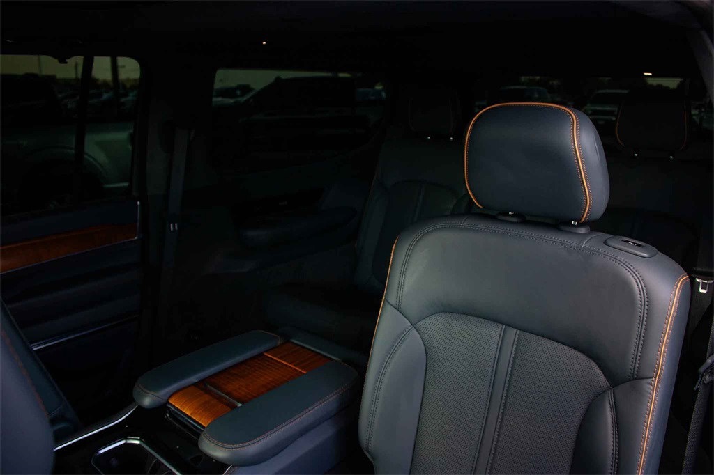 Used Car 2022 Jeep Grand Wagoneer  Series Ii For Sale Under $70,000 In San Marcos, Texas