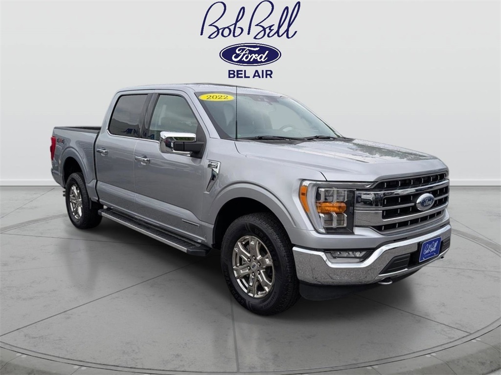 Silver Metallic 2022 Ford F-150 Lariat SuperCrew 4WD Pickup Truck Four-Wheel Drive Automatic