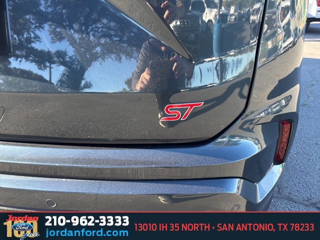 Used Car 2022 Ford Edge  St For Sale Under $30,000 In San Antonio, Texas