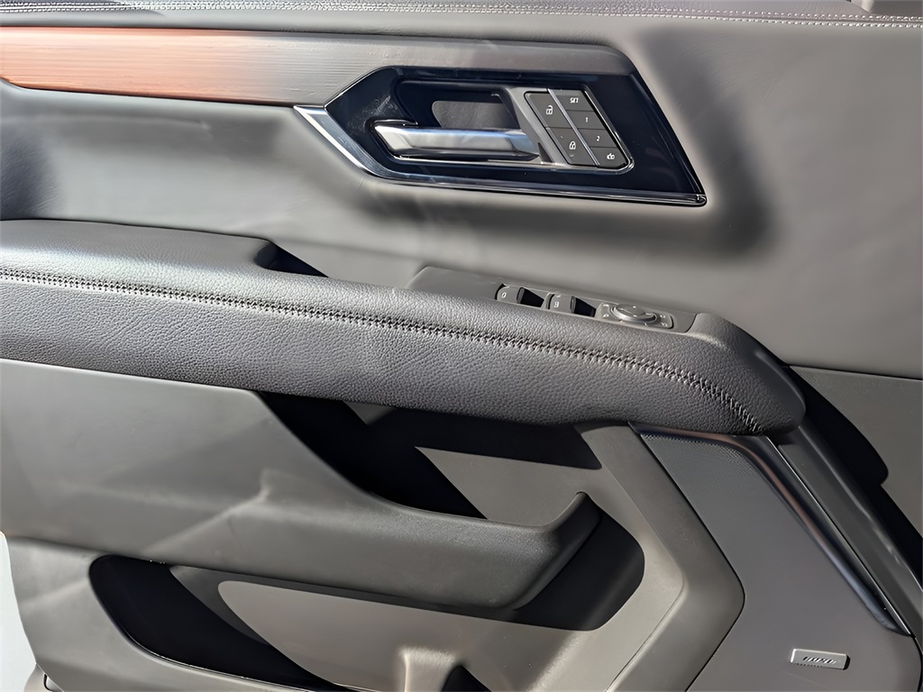 New Car 2025 Gmc Yukon Xl  Denali For Sale Under $100,000 In Austin, Texas