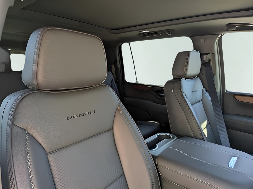 New Car 2025 Gmc Yukon Xl  Denali For Sale Under $100,000 In Austin, Texas