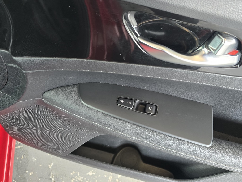 Thumbnail: 2024 Kia Forte - 16