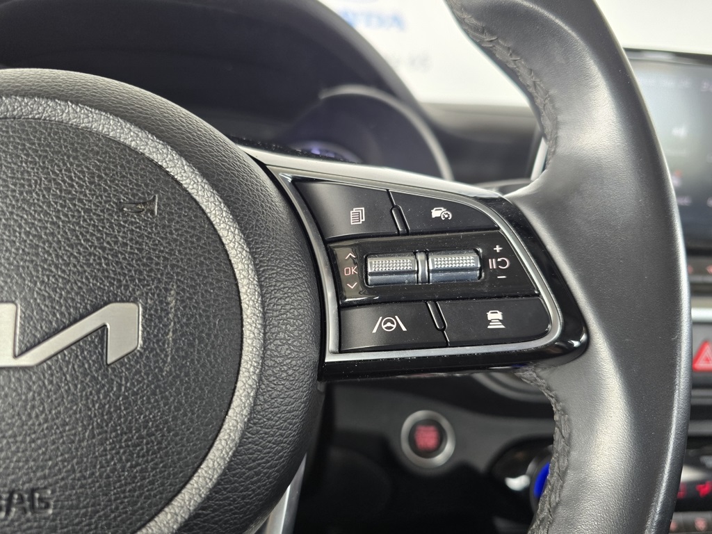 Thumbnail: 2024 Kia Forte - 26