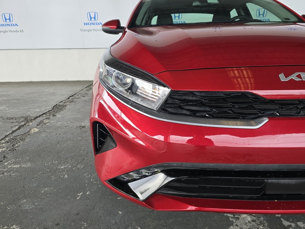 Thumbnail: 2024 Kia Forte - 30