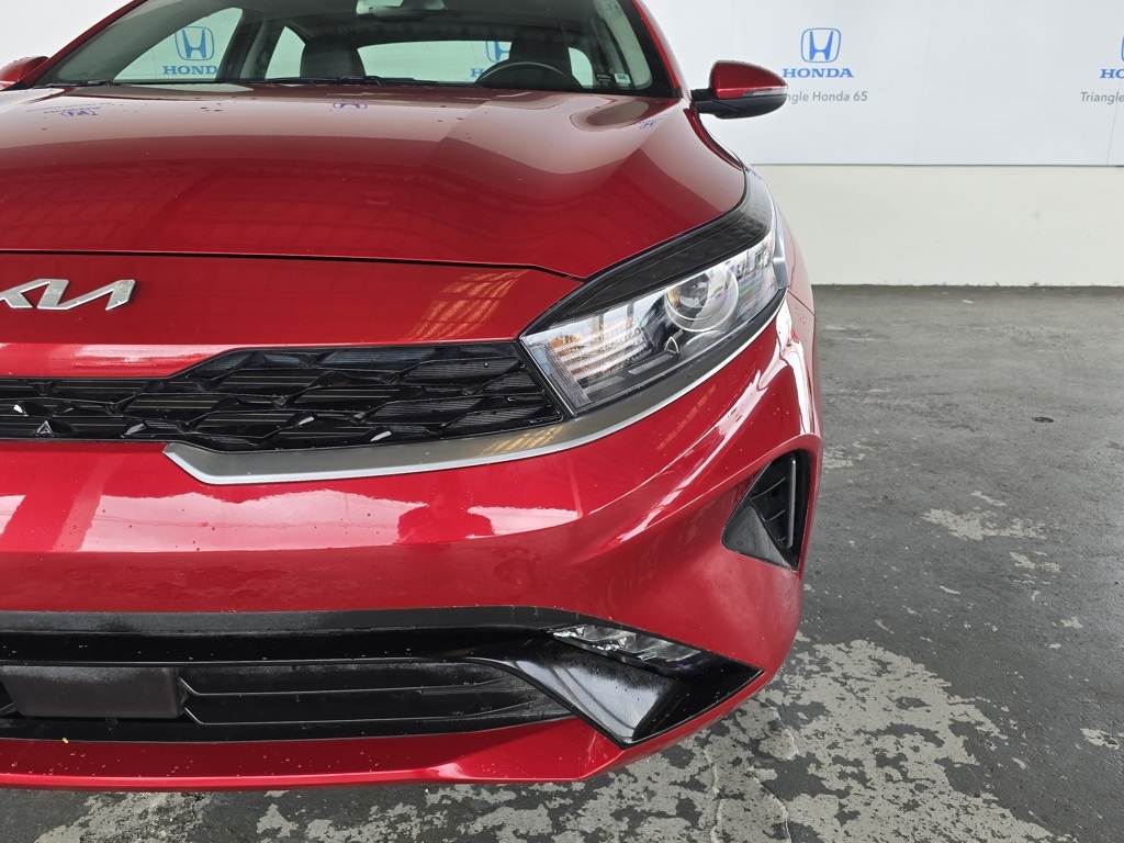 Thumbnail: 2024 Kia Forte - 31