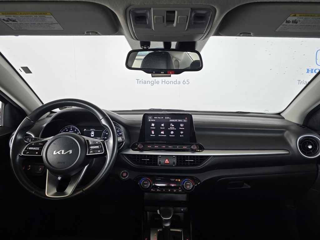 Thumbnail: 2024 Kia Forte - 6