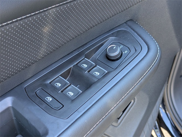 2024 Volkswagen Atlas 2.0T SE w/Technology - 11