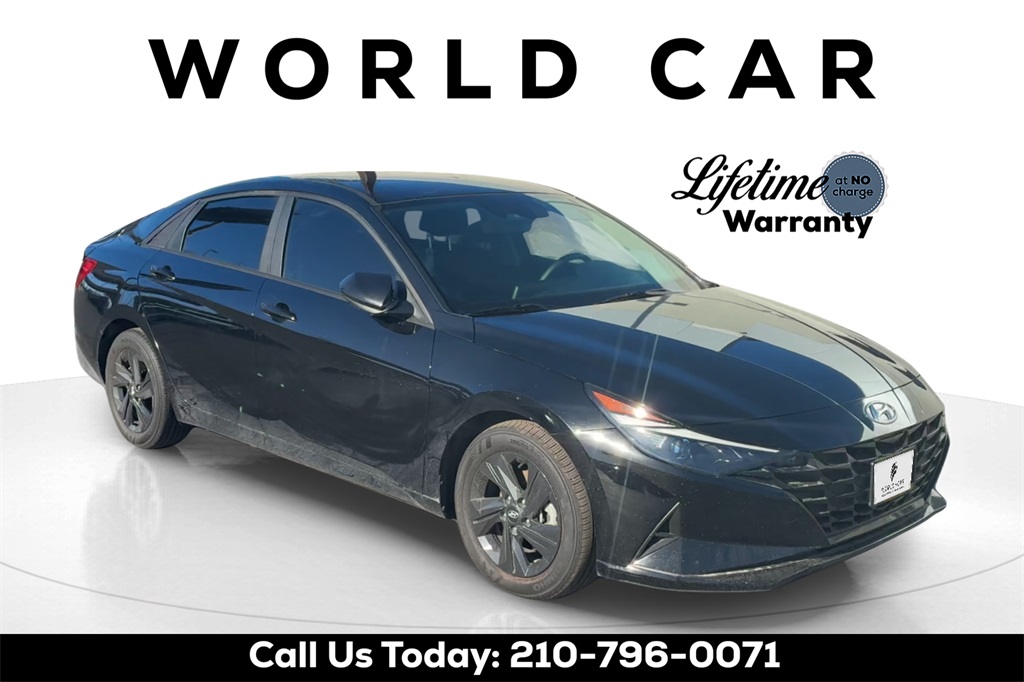 2023 Hyundai Elantra SEL FWD