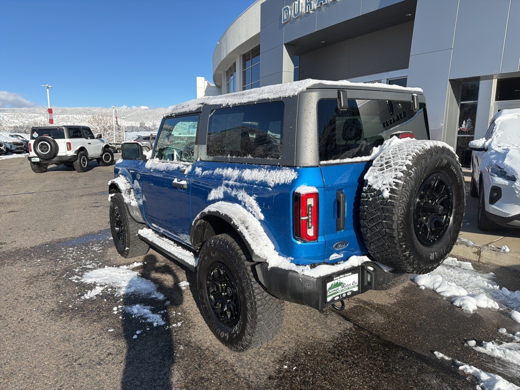2022 Ford Bronco Wildtrak photo 2