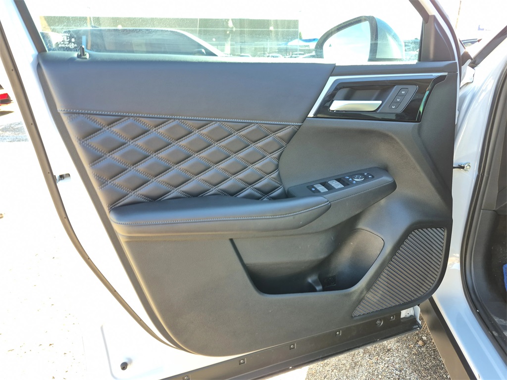 2024 Mitsubishi Outlander PHEV SEL White at North Houston Mitsubishi