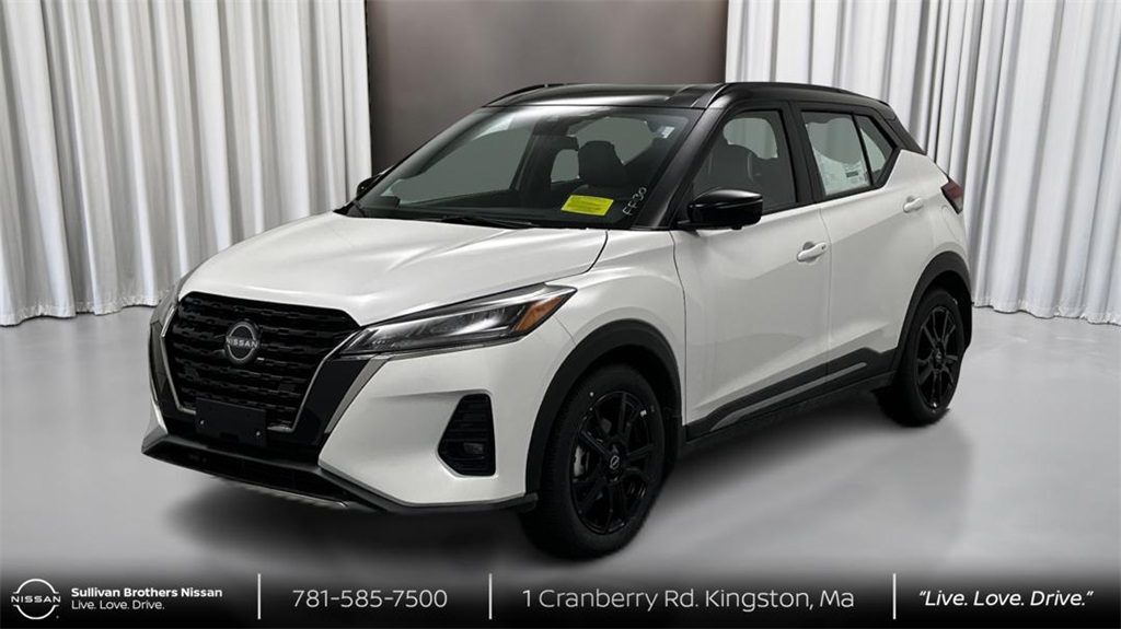 2024 Nissan Kicks SR FWD