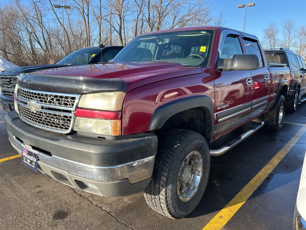 2005 Chevrolet Silverado 2500HD LS Crew Cab 4WD