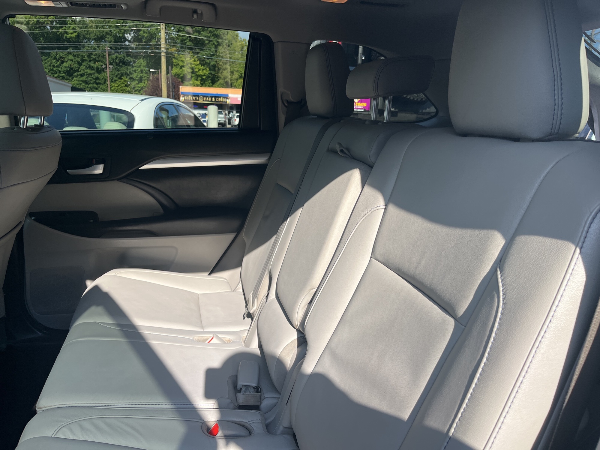 2022 Toyota Highlander XSE photo 36