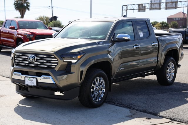 2025 Toyota Tacoma Hybrid Limited - 2