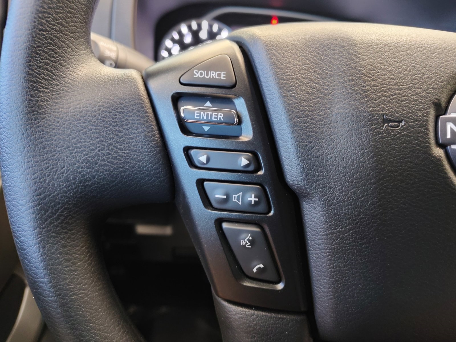 Used Car 2025 Nissan Frontier  Sv For Sale Under $35,000 In San Antonio, Texas