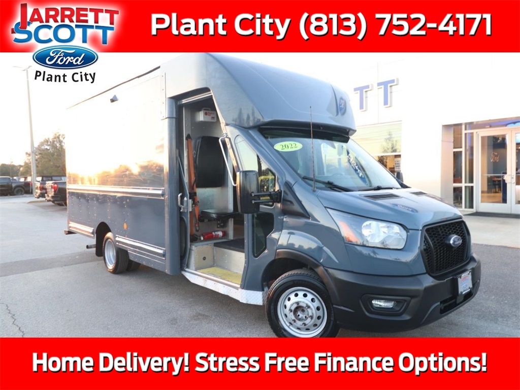 2022 Ford Transit Chassis 350 HD 9950 GVWR 178 DRW RWD