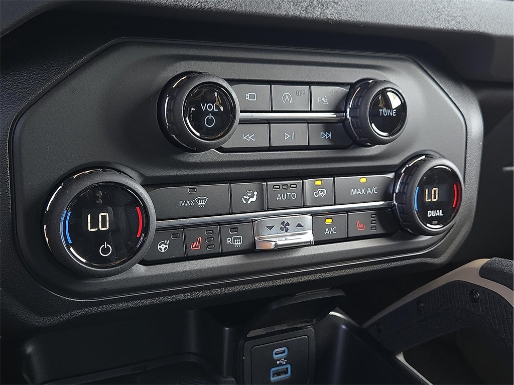 New 2025 Ford Bronco For Sale in Farmington, AR