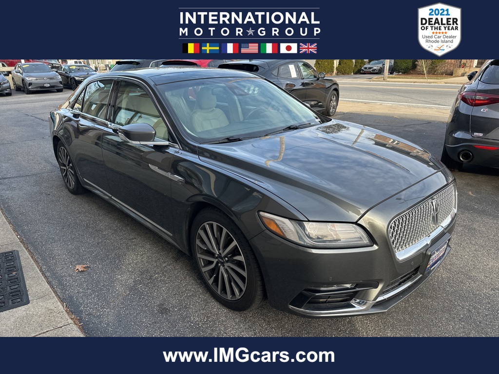 2019 Lincoln Continental Select's photo