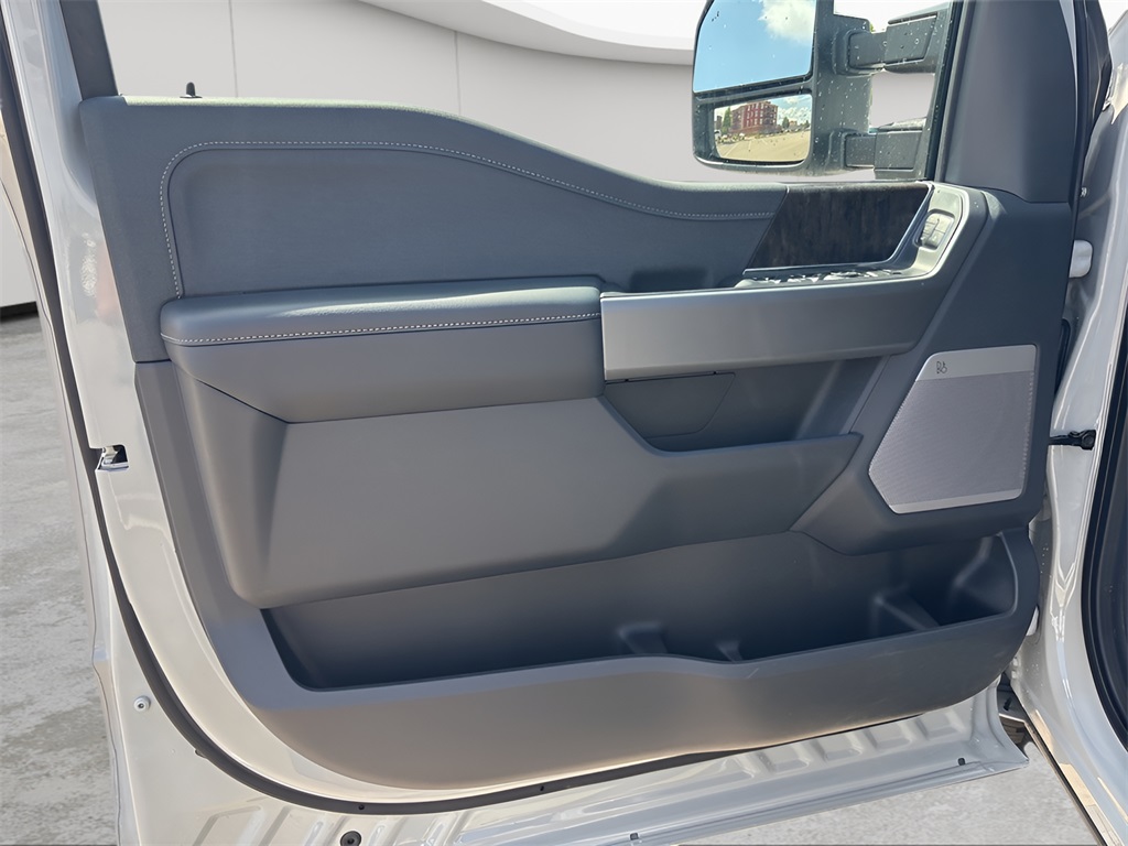 2025 Ford F-350SD