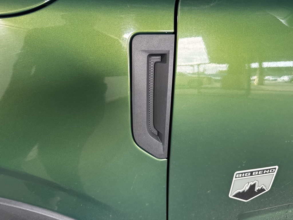 Thumbnail: 2023 Ford Bronco Sport - 8