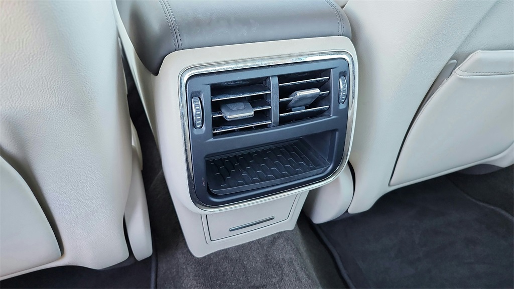 2020 Lincoln Continental