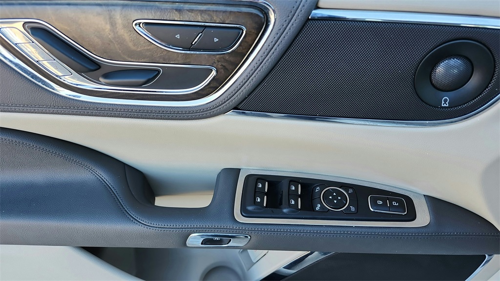 2020 Lincoln Continental