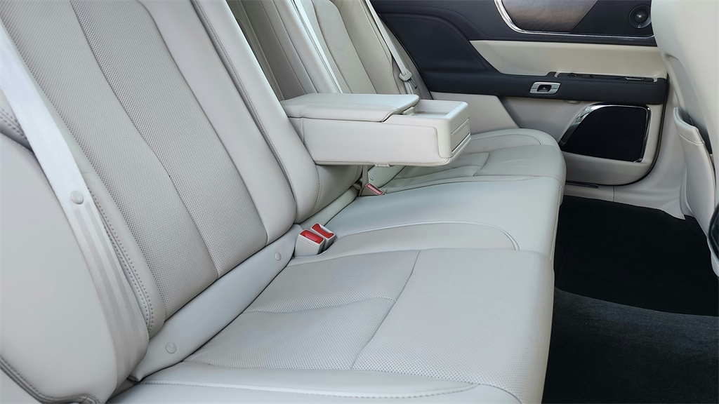 2020 Lincoln Continental