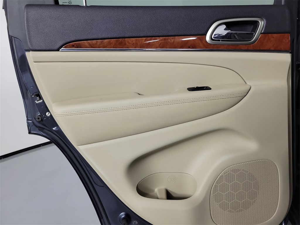 2013 Jeep Grand Cherokee Limited Gray at DeMontrond Gulf Freeway