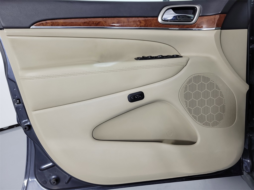 2013 Jeep Grand Cherokee Limited Gray at DeMontrond Gulf Freeway