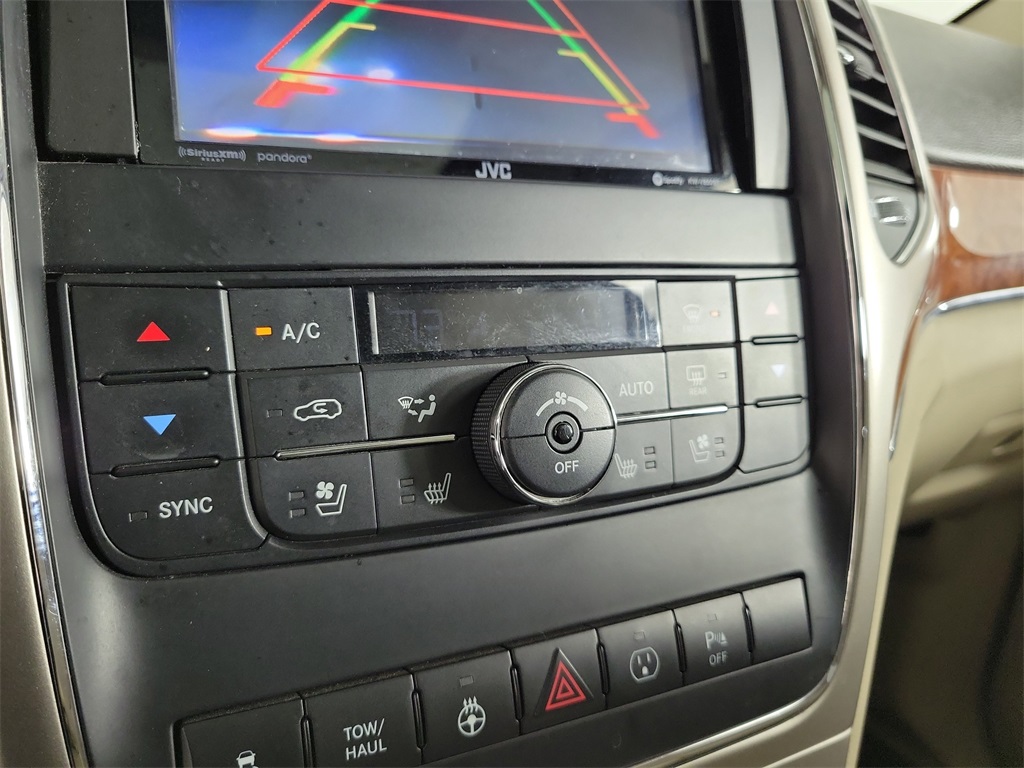 2013 Jeep Grand Cherokee Limited Gray at DeMontrond Gulf Freeway