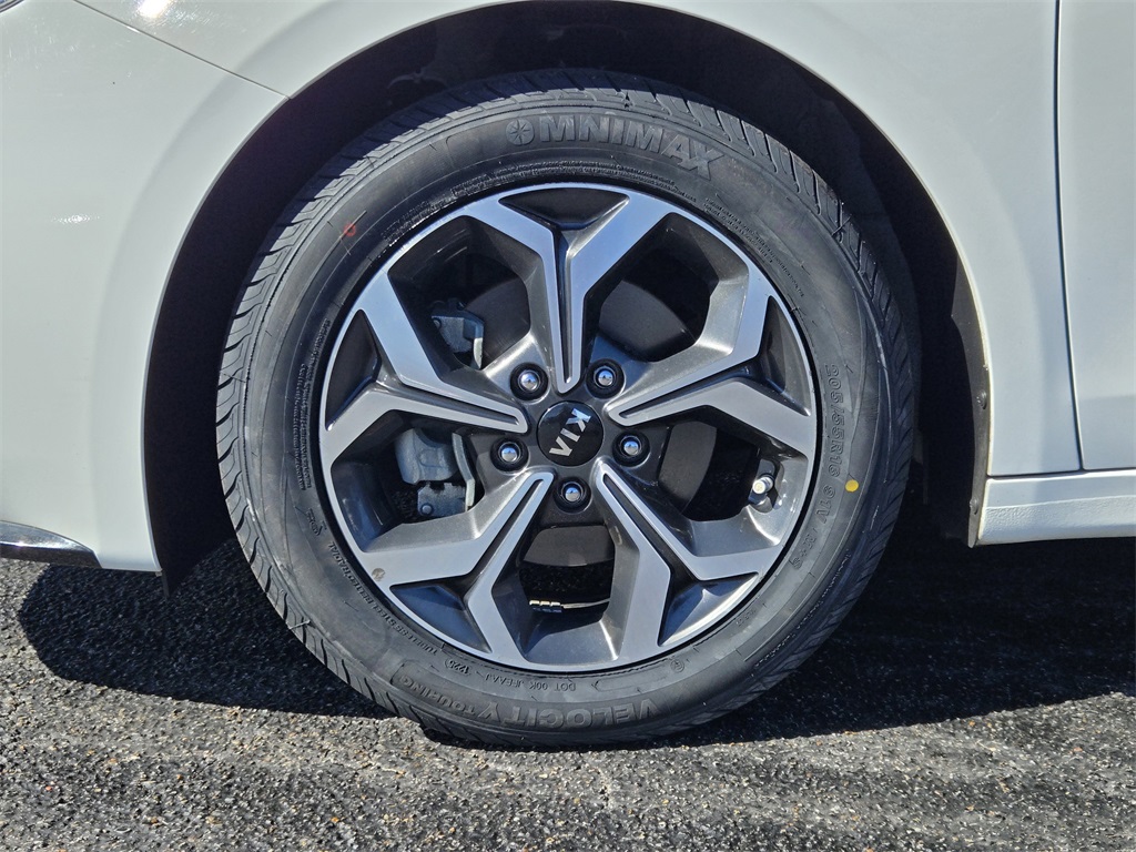 2021 Kia Forte LXS White at Durrett Motor Company