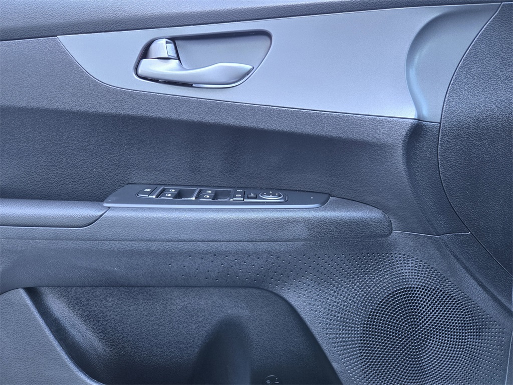 2021 Kia Forte LXS White at Durrett Motor Company