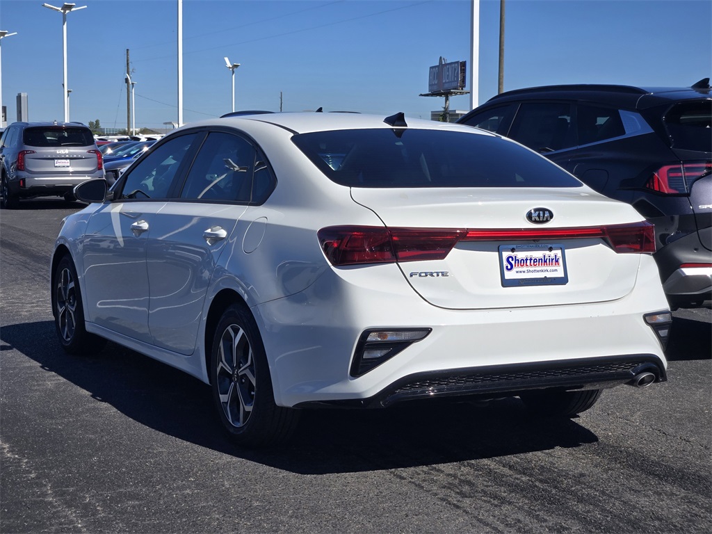 2021 Kia Forte LXS White at Durrett Motor Company